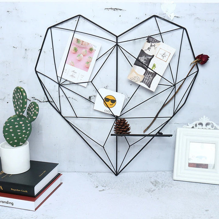 Stornfield | Heart Shaped Wire Photo Holder