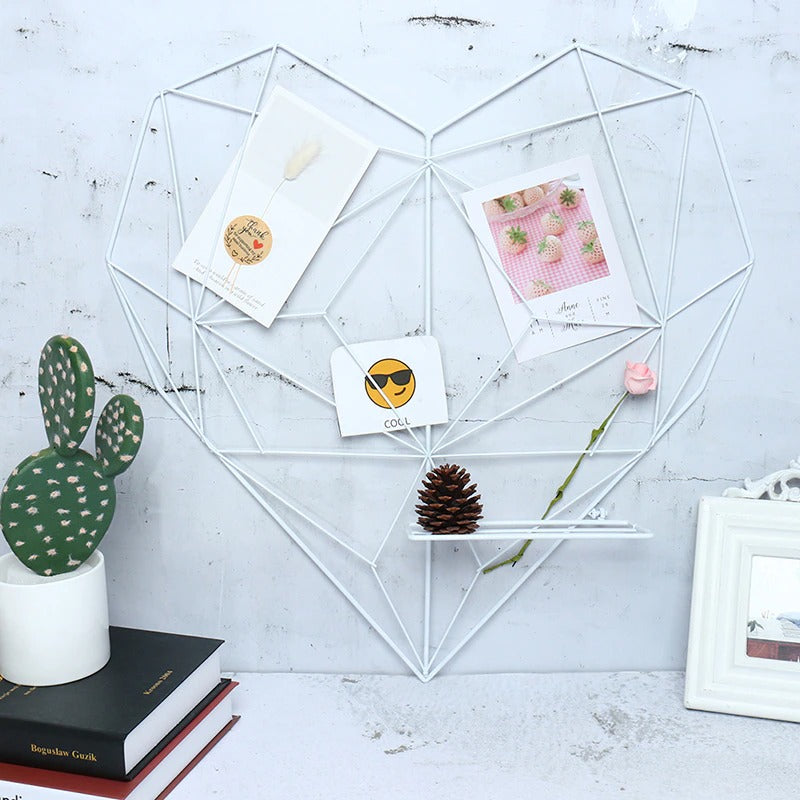 Stornfield | Heart Shaped Wire Photo Holder