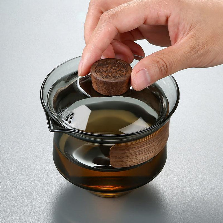 Elegant heat-resistant glass cup with walnut lid for tea lovers | Stornfield