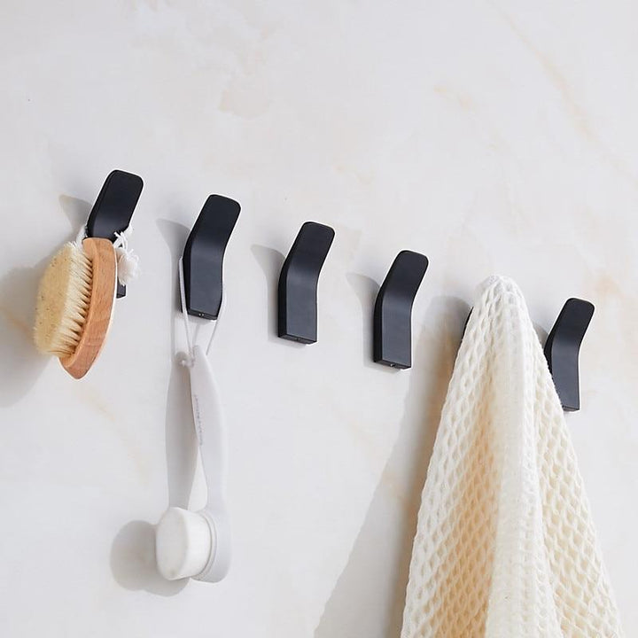 Stornfield | Golden Wall Hooks – Luxurious Brass Coat Hooks for Hallway and Bedroom
