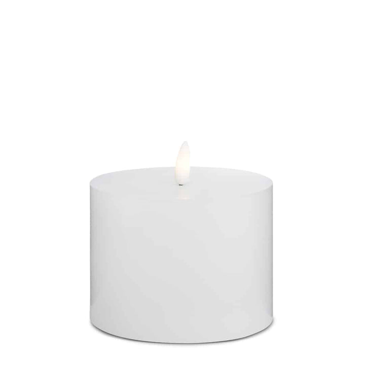 LED Candle (1 piece) with realistic 3D flame 10 x 10 cm | Stornfield