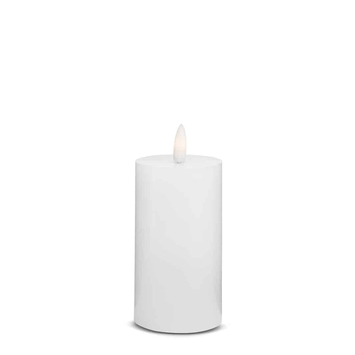 LED Candle (1 piece) with realistic 3D flame 5 x 12.5 cm | Stornfield