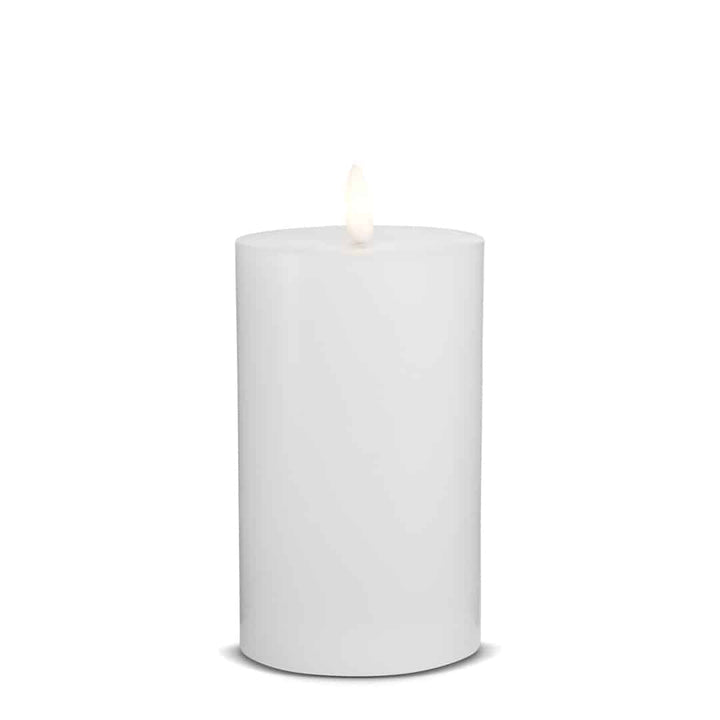 LED Candle (1 piece) with realistic 3D flame 5 x 15 cm | Stornfield