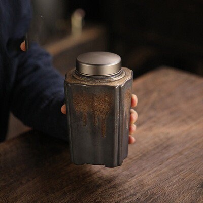 Vintage Ceramic Tea & Coffee Storage Container – 900ml airtight container | Stornfield