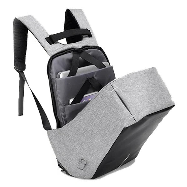 Stornfield | Anti-Theft Backpack With USB Charging