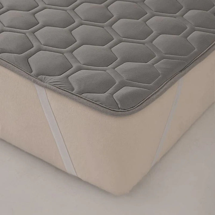 Cooling Mattress Pad | Stornfield