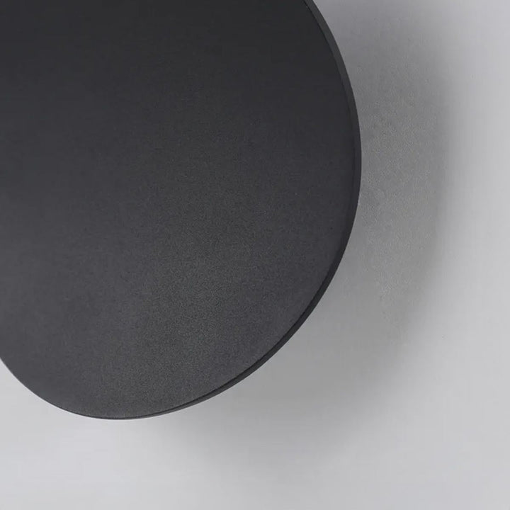 Elegant LED wall lamp – Stylish lighting for a warm atmosphere | Stornfield