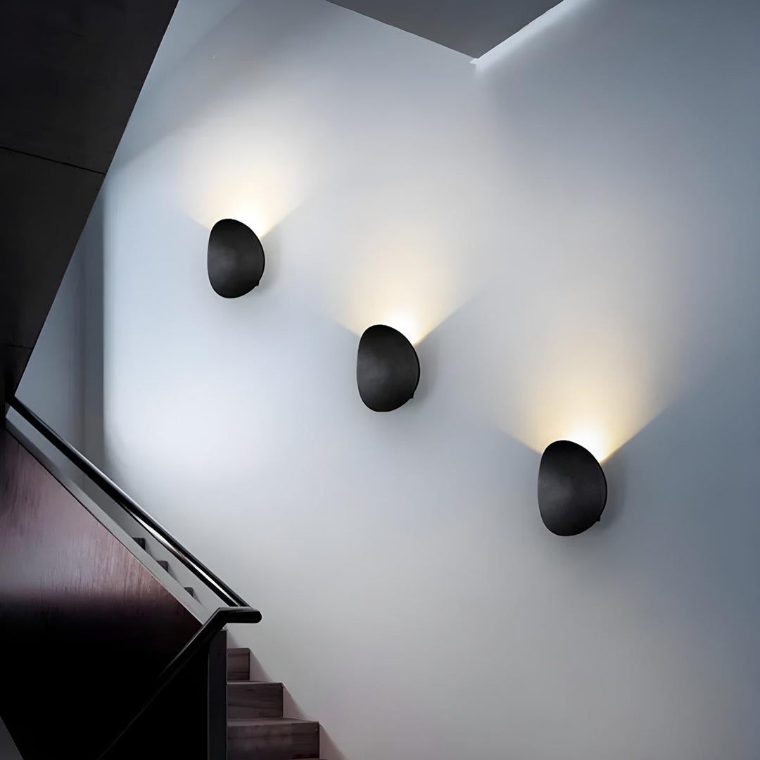 Elegant LED wall lamp – Stylish lighting for a warm atmosphere | Stornfield