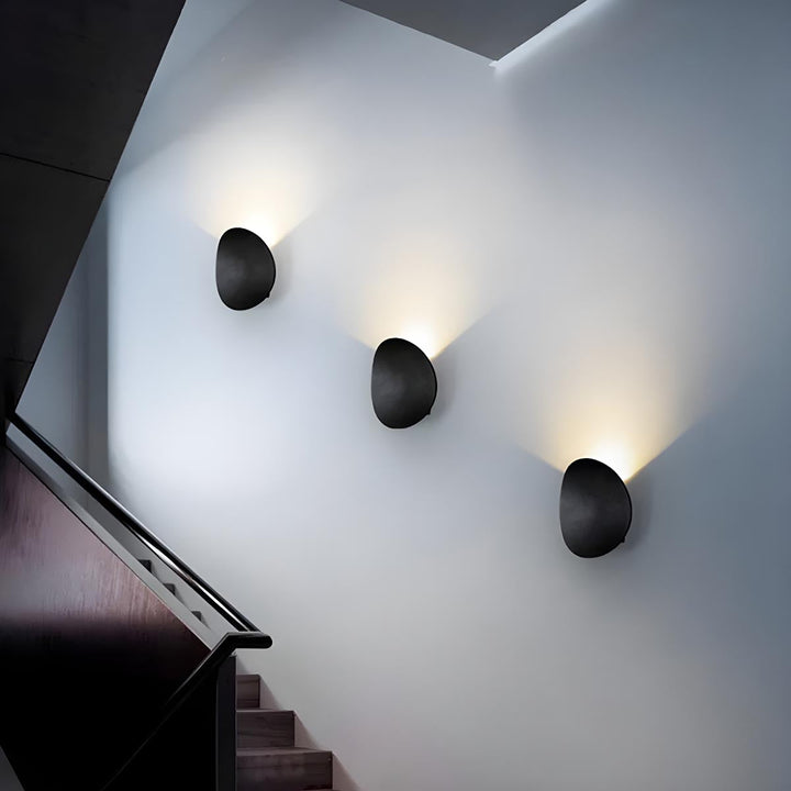 Elegant LED wall lamp – Stylish lighting for a warm atmosphere | Stornfield