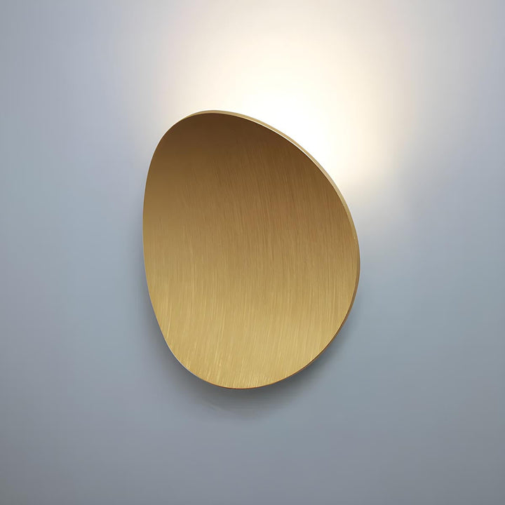 Elegant LED wall lamp – Stylish lighting for a warm atmosphere | Stornfield