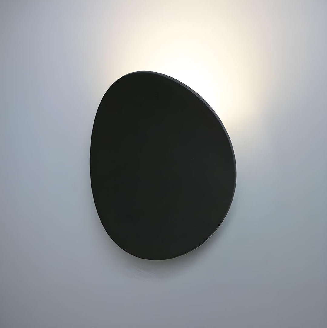 Elegant LED wall lamp – Stylish lighting for a warm atmosphere | Stornfield