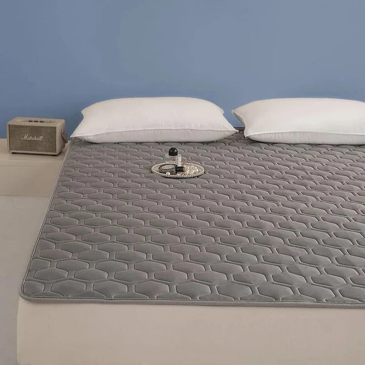 Quilted Cooling Mattress Pad with High-Density Cooling Fiber | Stornfield