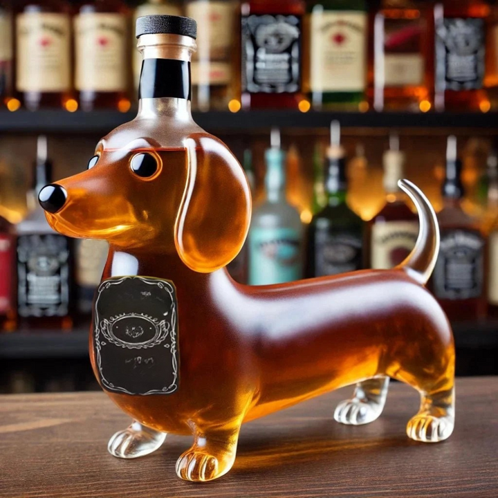 Stornfield | Glass Whiskey Decanter Dog Design