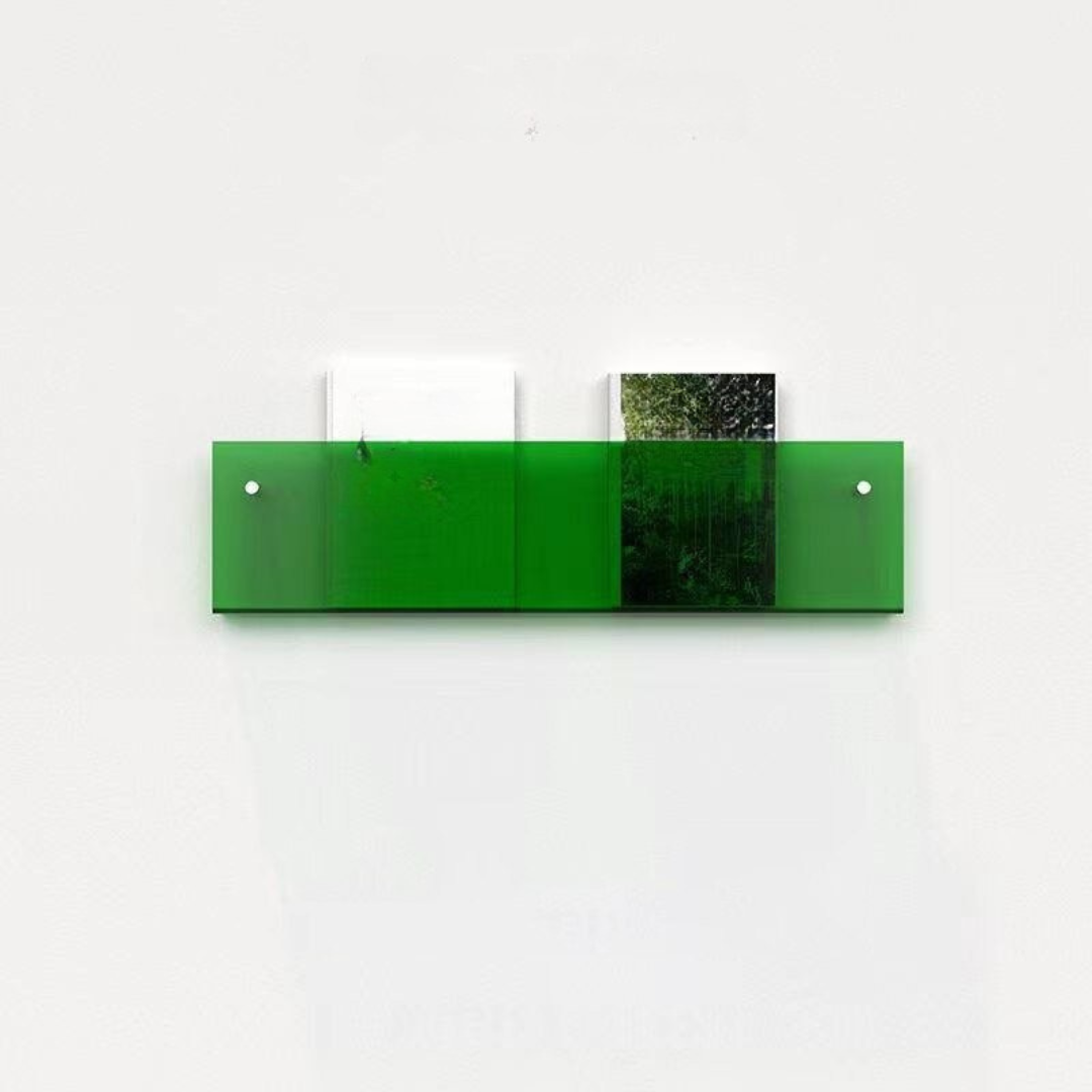 Stornfield | Wall Shelf Clear Acrylic Magazine Holder