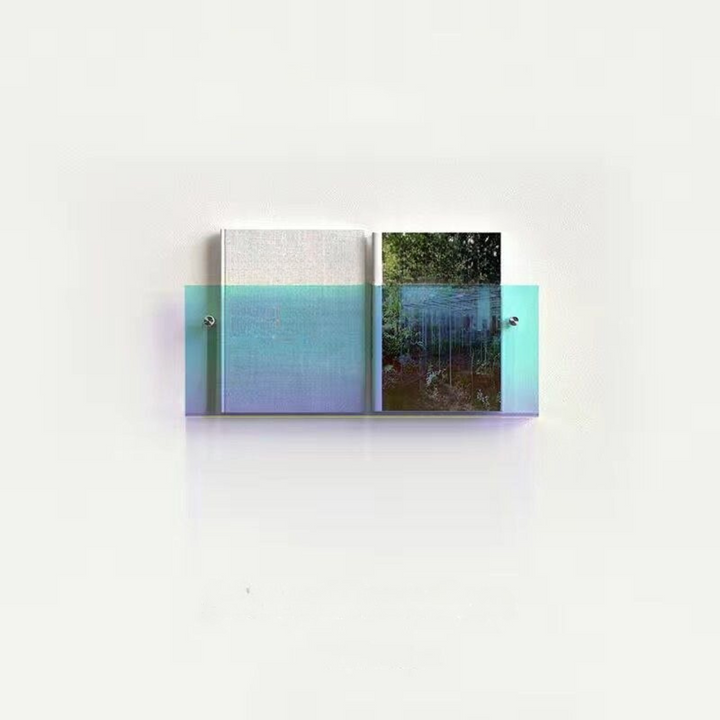 Stornfield | Wall Shelf Clear Acrylic Magazine Holder