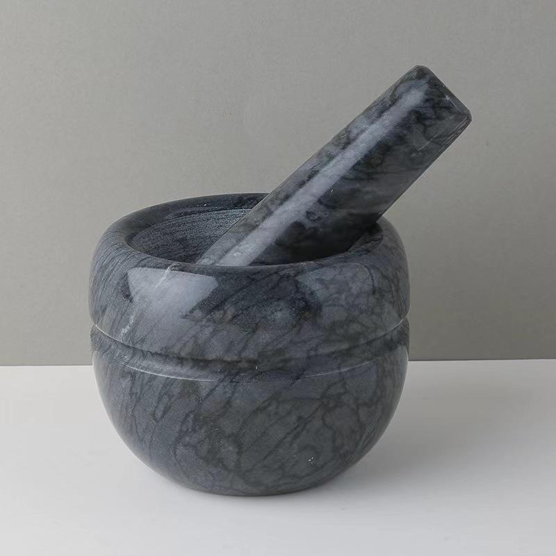 Stornfield | Mortier et pilon en marbre ;  
Taille : 13*13*9cm ;  
Pilon : R5*15cm ;