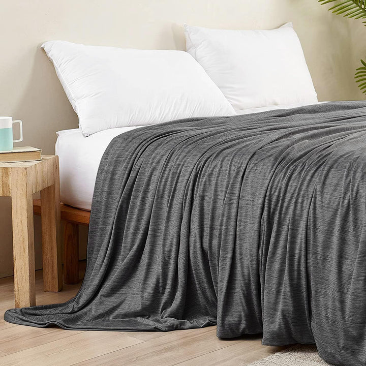 Black Cooling Blanket –  3.0, Q-Max>0.5, Multi-Size Options | Stornfield