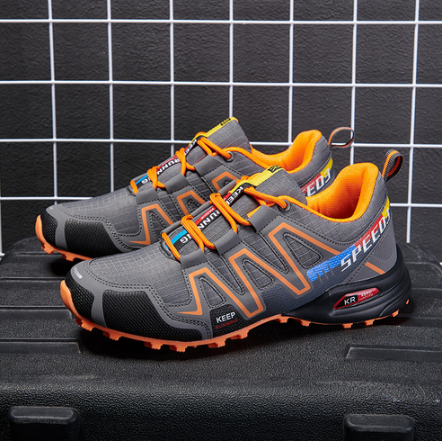 Stornfield | Summit Climber Hiking Boots in Blue and Green