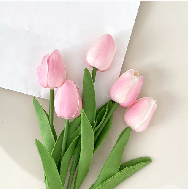 Stornfield | Realistic Tulip Bouquets for Every Occasion - Alyssa