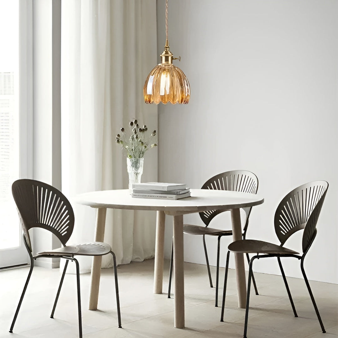 Pendant light with flower glass – Japanese design for cozy rooms | Stornfield