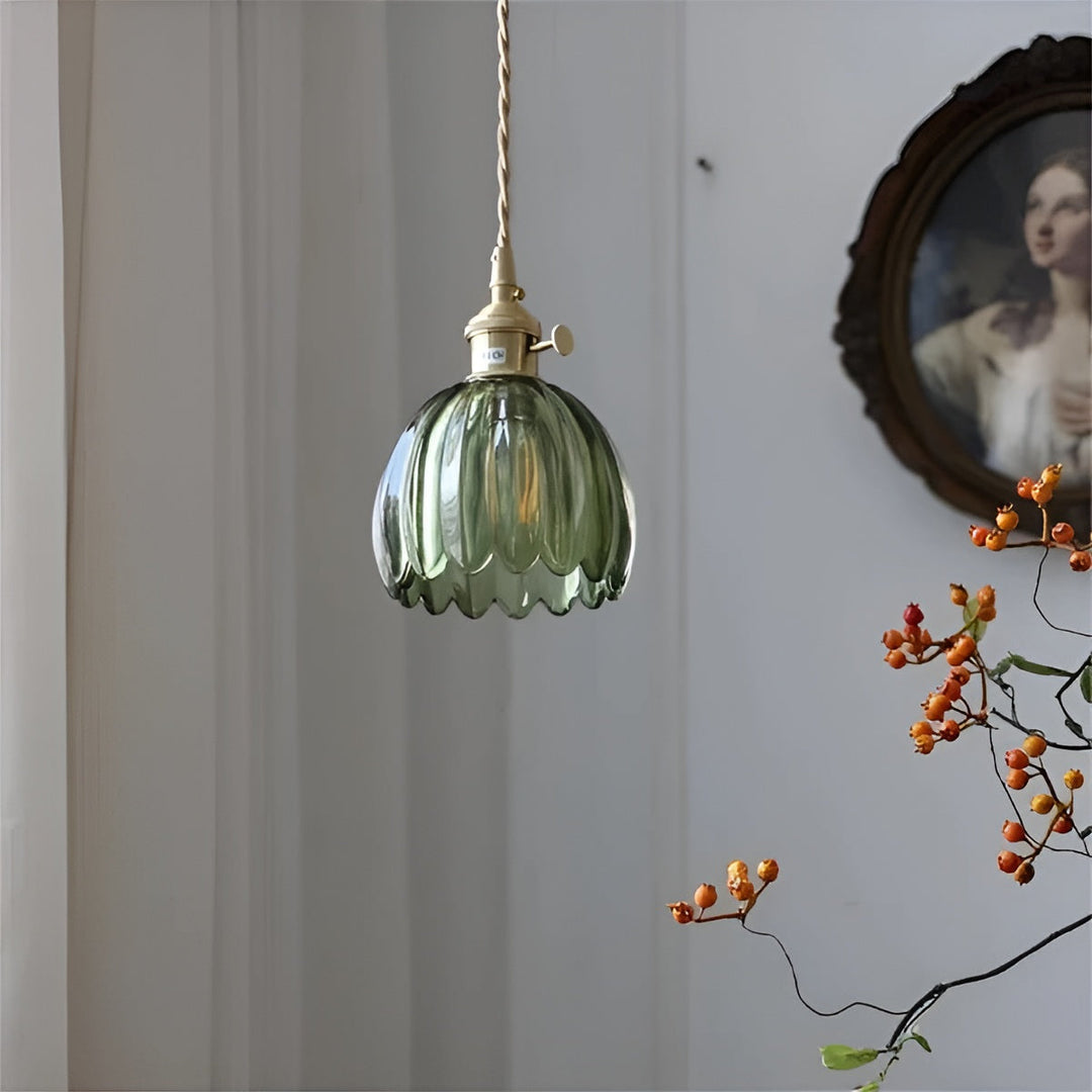 Pendant light with flower glass – Japanese design for cozy rooms | Stornfield