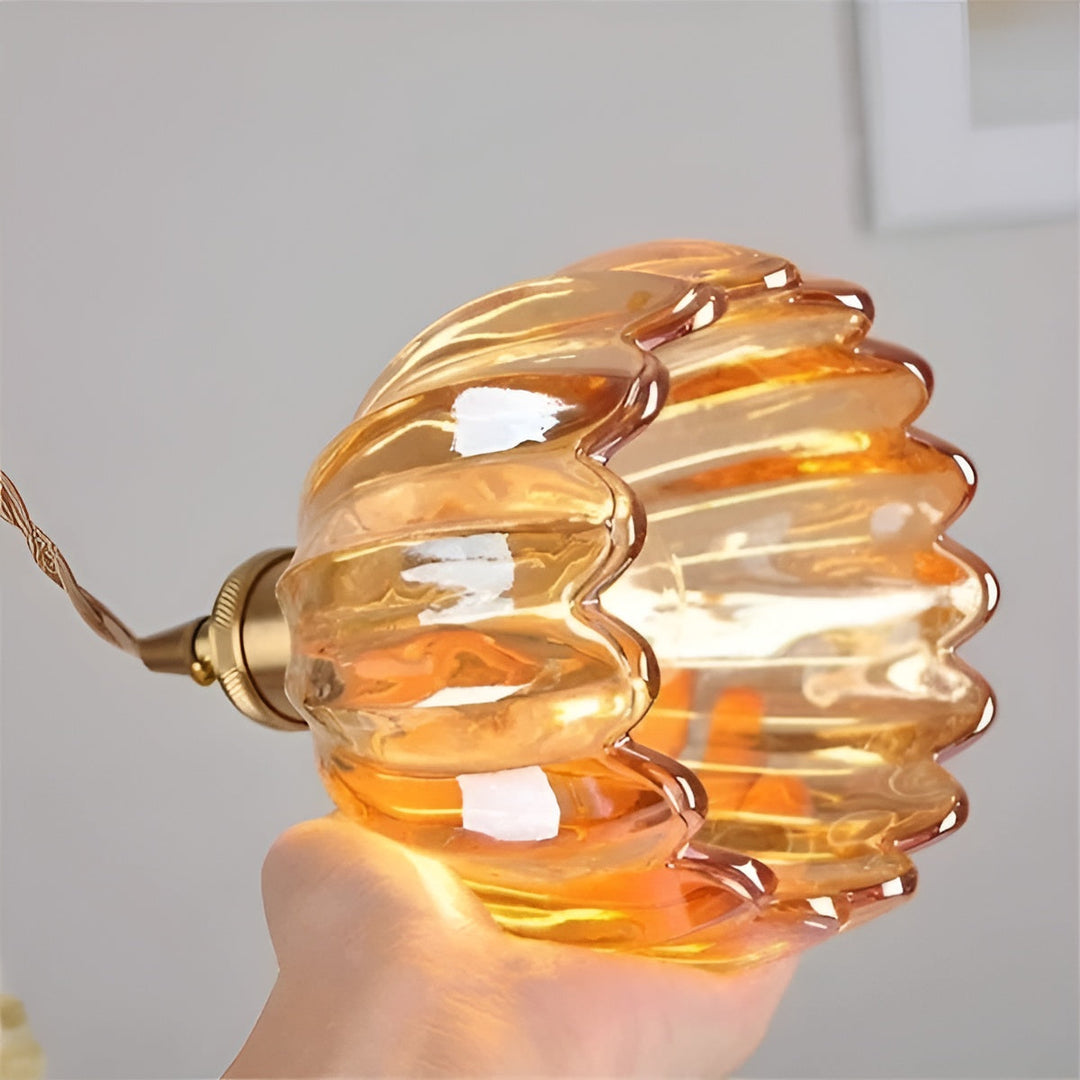 Pendant light with flower glass – Japanese design for cozy rooms | Stornfield