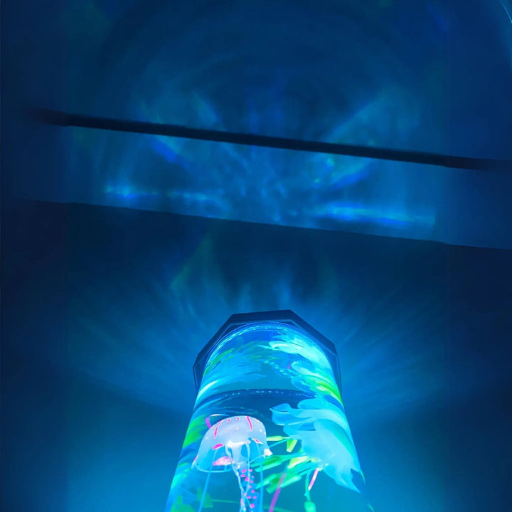 Jellyfish Aquarium Table Lamp | Stornfield