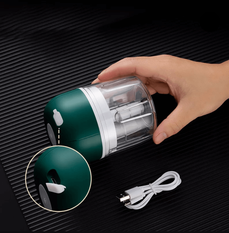 ChopEase Electric Garlic Press – USB Rechargeable – Compact & Powerful – 250ml | Stornfield