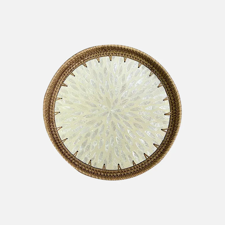 Stornfield | Lotus Leaf-Shaped Rattan and Shell Fruit Platter