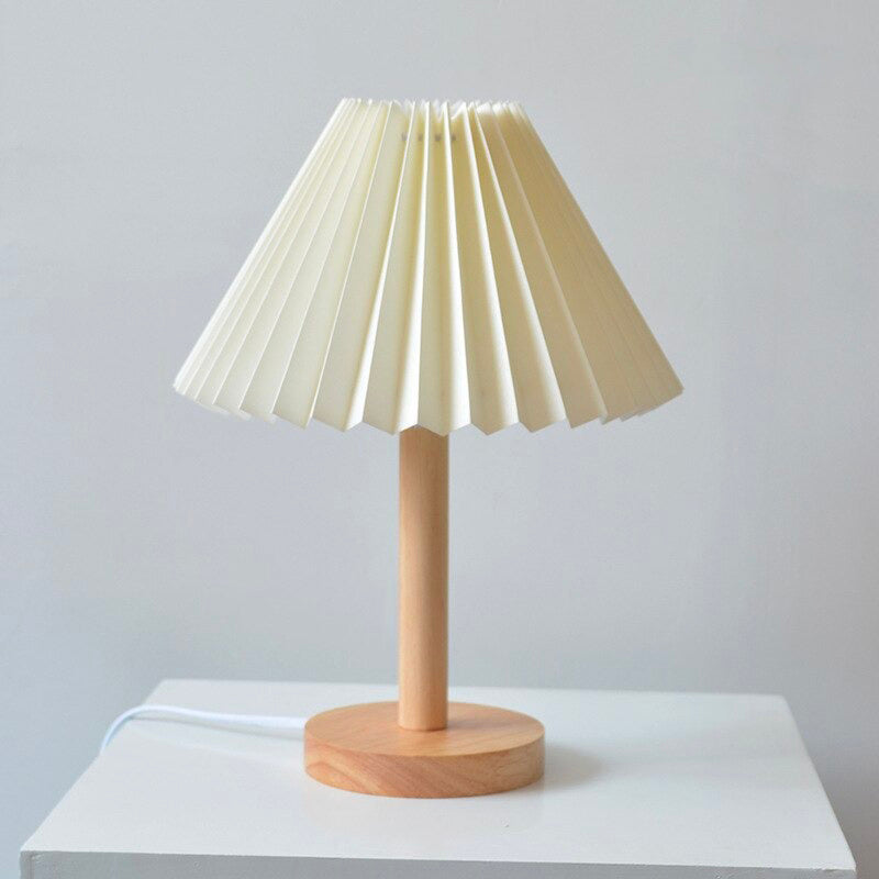 Stornfield | Lampe de chevet en bois avec abat-jour plié