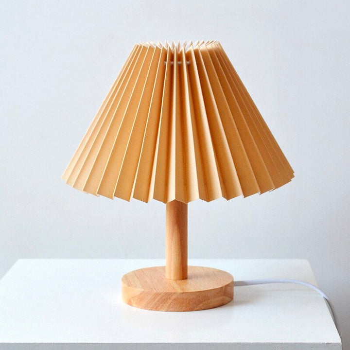 Stornfield | Lampe de chevet en bois avec abat-jour plié