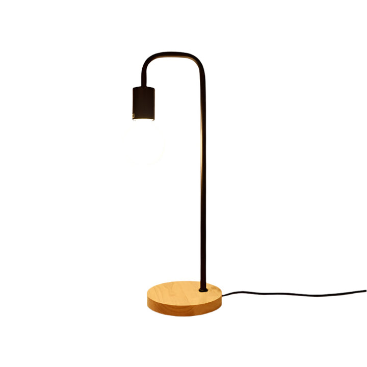 Stornfield Elegant Metal Table Lamp