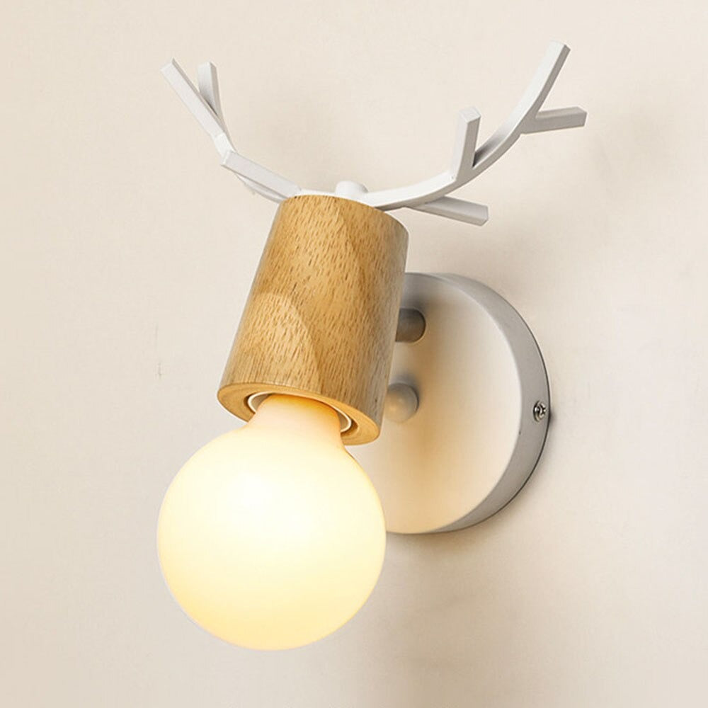 Deer Antler Wall Bedside Lamp Sconce in Nordic Style Design | Stornfield