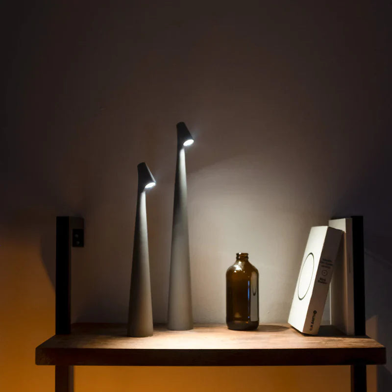Stylish table lamp - wireless | Stornfield
