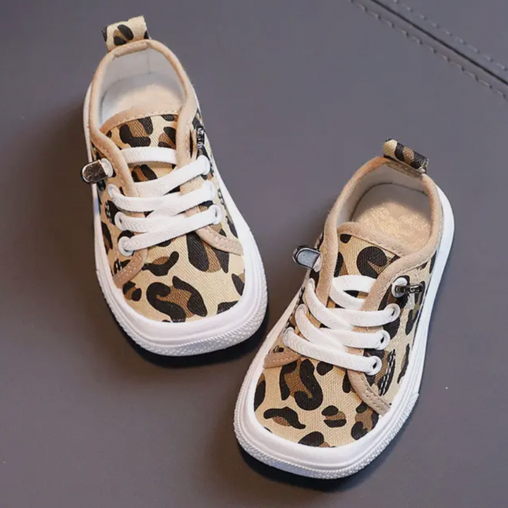 Stornfield | Ergonomic Barefoot Shoes for Kids - FlexiSteps