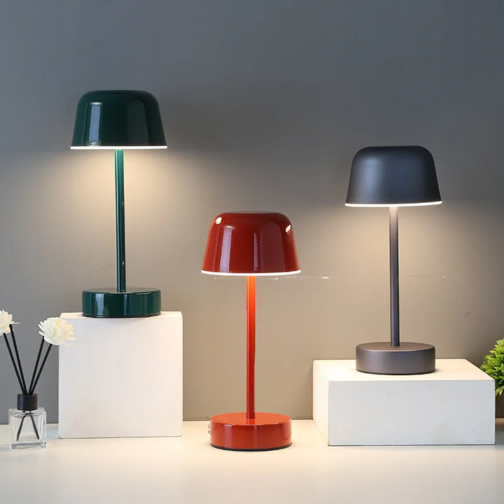 Stornfield | PRISMA PULSE FLARE – Dynamic LED Table Lamp