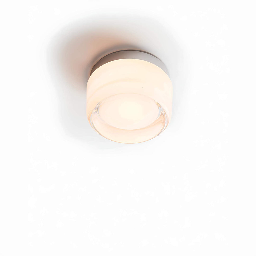 Stornfield | Elegant wall light for contemporary interiors