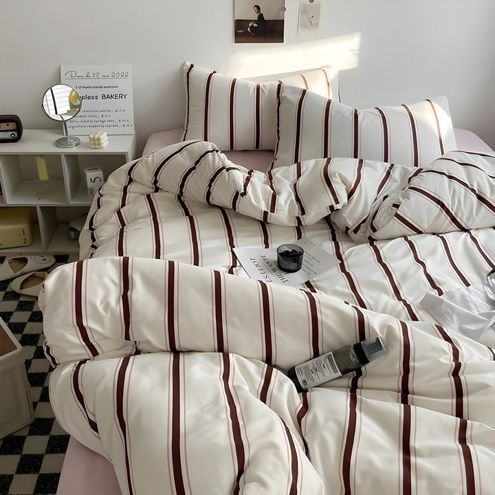 PureLoom Bedding Set - Modern skin-friendly bedding set (1 duvet + 1 flat sheet + 2 pillowcases) | Stornfield