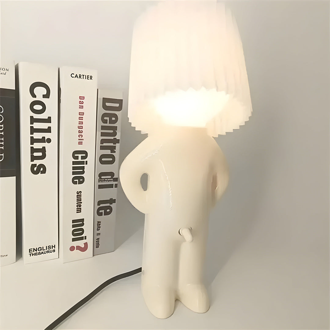 Stornfield | Lampe de table créative Sassy Boy – Éclairage unique pour chambre et espace de vie