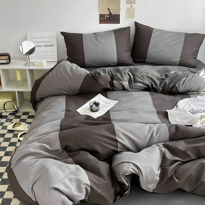 PureLoom Bedding Set - Modern skin-friendly bedding set (1 duvet + 1 flat sheet + 2 pillowcases) | Stornfield