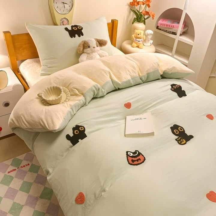 CloudComfort Bedding Set - Comfortable and Skin-Friendly Lucky Cat Bedding | Stornfield