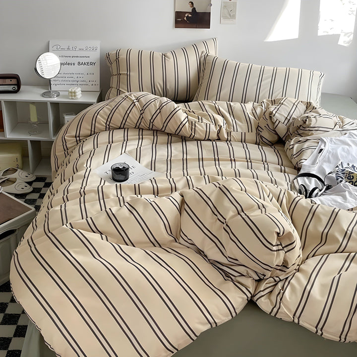 PureLoom Bedding Set - Modern skin-friendly bedding set (1 duvet + 1 flat sheet + 2 pillowcases) | Stornfield
