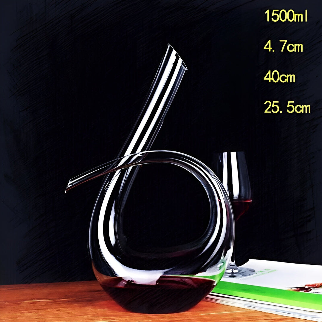 Crystal wine decanter in snail shape – Lead-free for wine or cognac | Decorative for home & bar | Stornfield