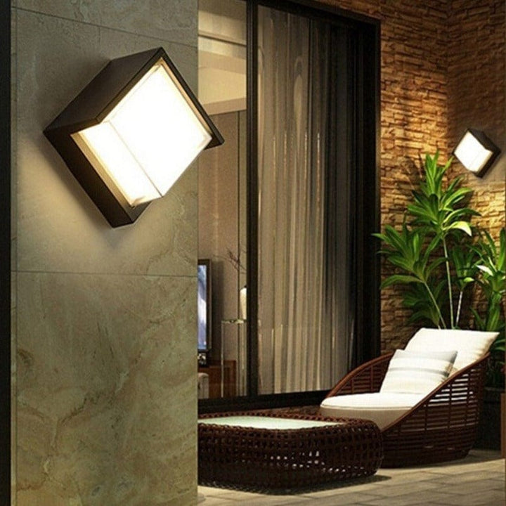 Motion Sensor Outdoor Wall Lamp – Modern Aluminium Design | Stornfield