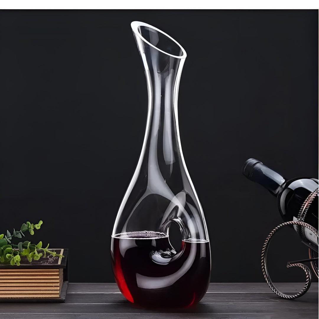Crystal wine decanter in snail shape – Lead-free for wine or cognac | Decorative for home & bar | Stornfield