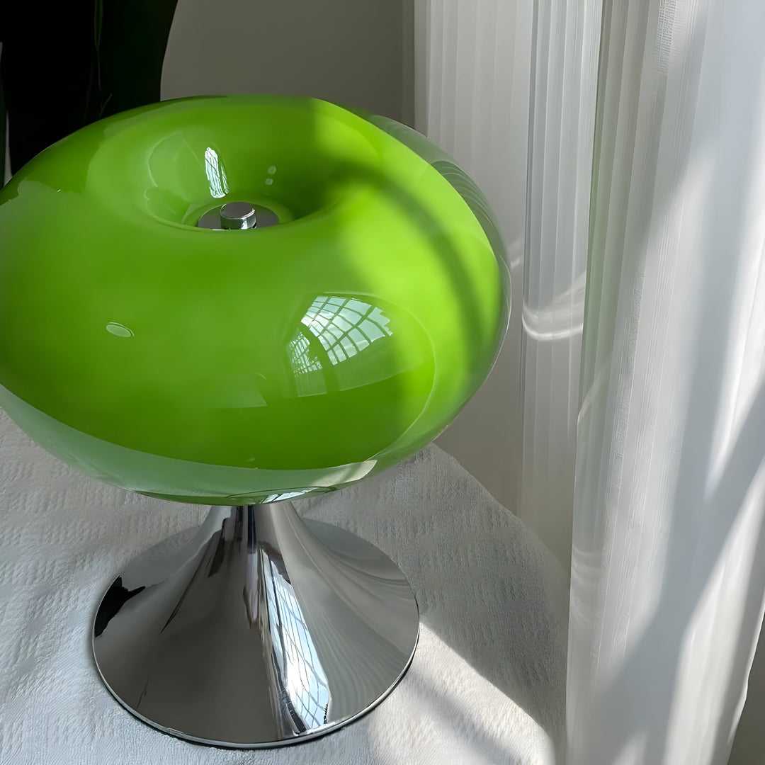 SereneCrystal Lamp - Elegant Retro Table Lamp | Stornfield