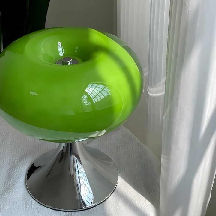 SereneCrystal Lamp - Elegant Retro Table Lamp | Stornfield