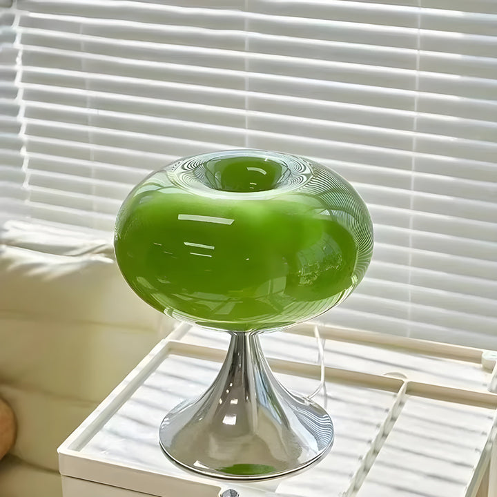 SereneCrystal Lamp - Elegant Retro Table Lamp | Stornfield