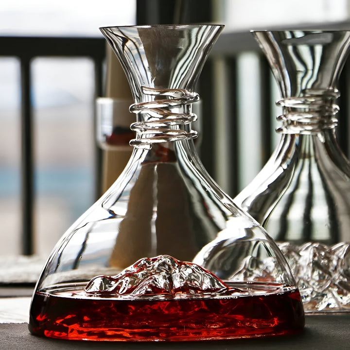 Crystal glass wine decanter – Quick aeration & creative design | Perfect for home and the bar | Stornfield