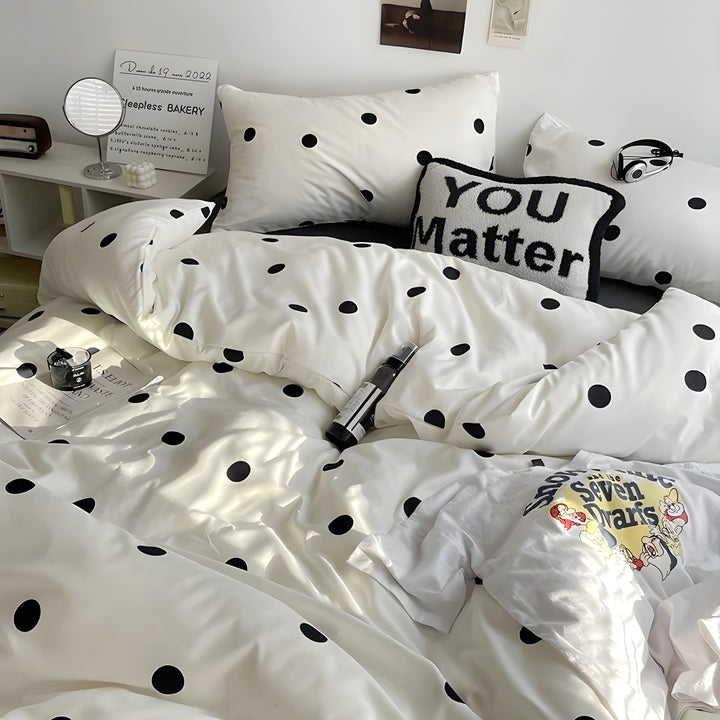 PureLoom Bedding Set - Modern skin-friendly bedding set (1 duvet + 1 flat sheet + 2 pillowcases) | Stornfield